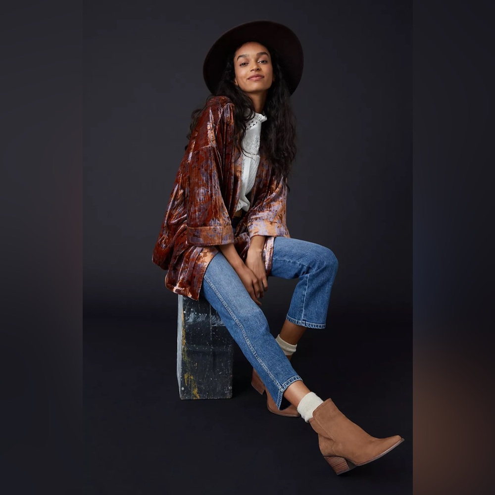 Anthropologie Esme Velvet Kimono Jacket